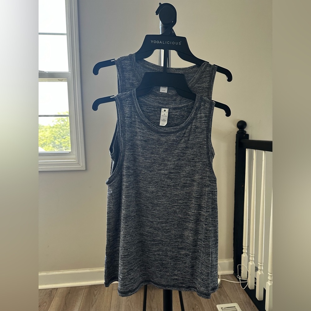 Yogalicious tank top 2